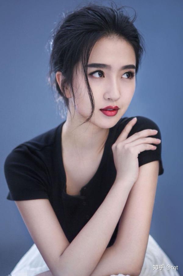 如何评价《归去来》中许龄月的演技?