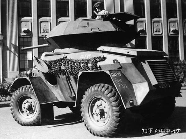 犀牛重型装甲车二战澳大利亚设计名字和战力很匹配