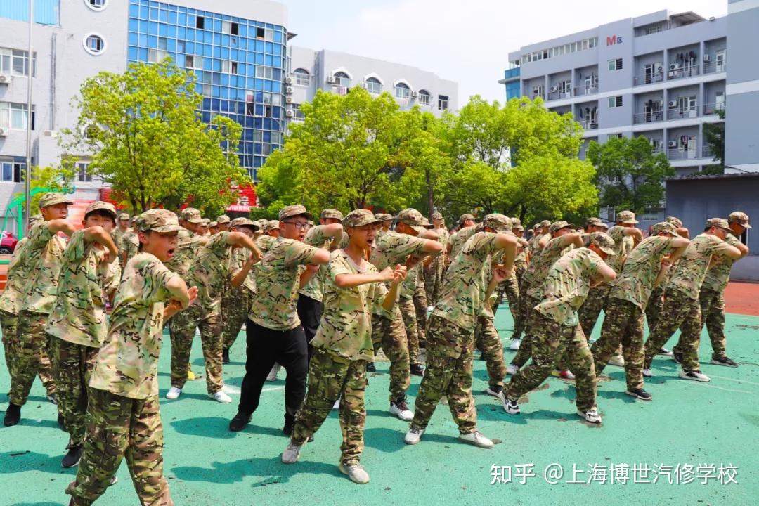 上海博世2021级军训汇演圆满落幕