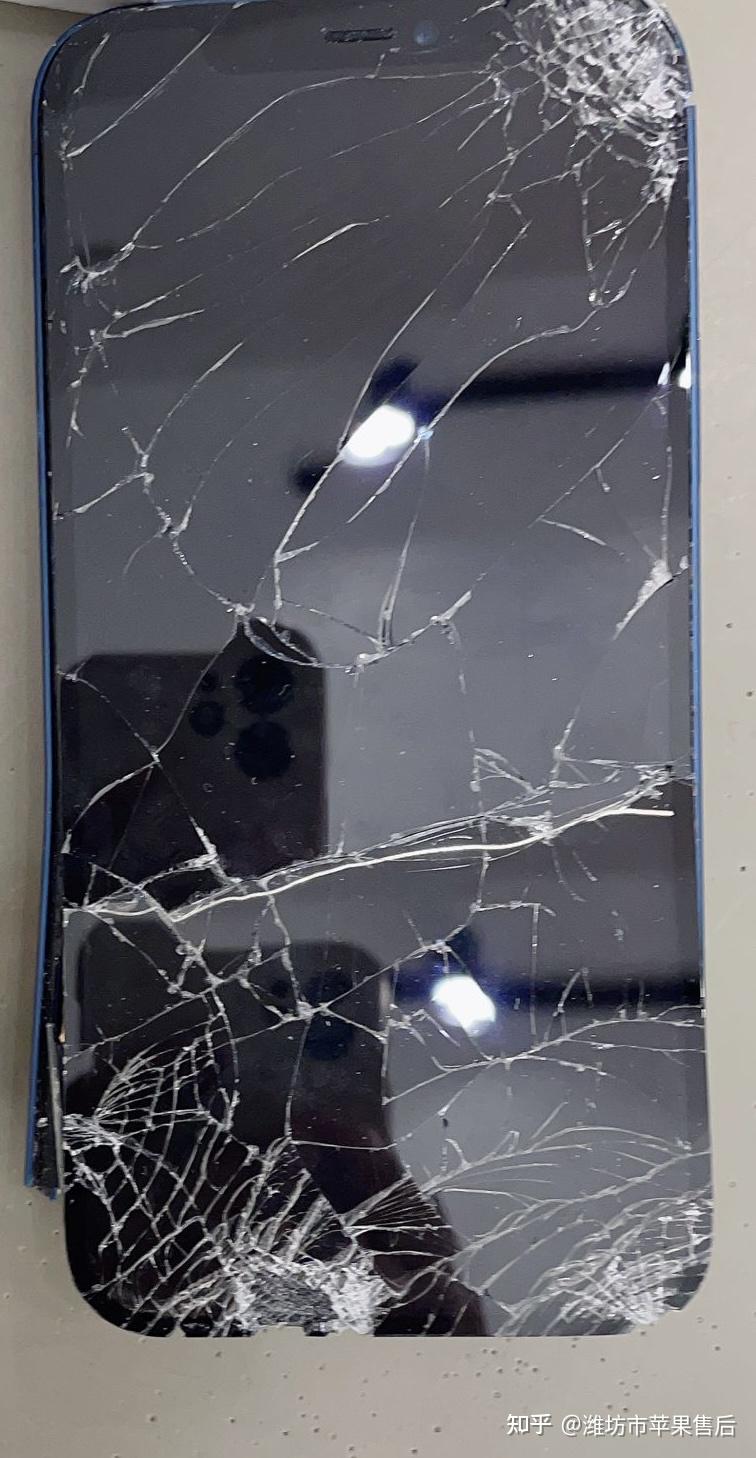 iphone12promax镜头摔破裂了有applecare的情况下苹果官方是换新机
