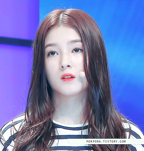 韩国女团成员有哪些惊为天人的瞬间?