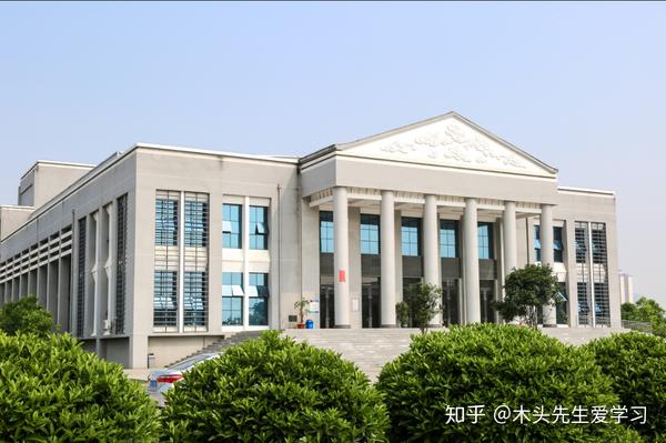 院校介绍广西科技师范学院