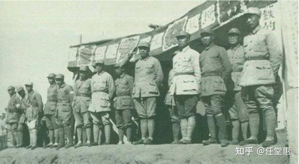 一九四零年春,太行八路军总部领导人视察晋察冀军区南下支队.