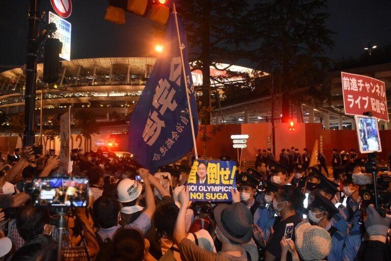 我们将要粉碎奥运会7月23日中核派示威