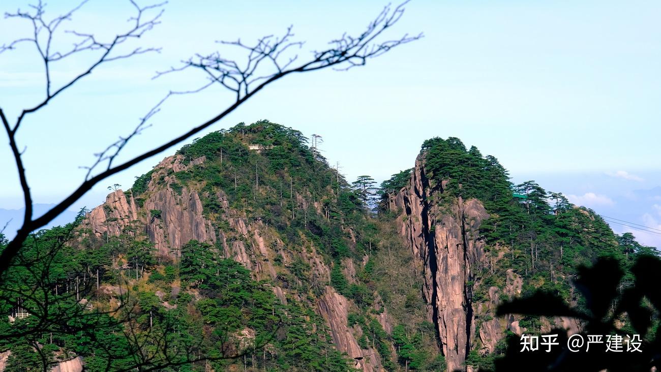 黄山排云峰丹霞峰图片严建设