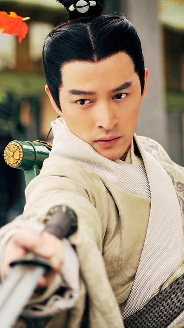 中国影视圈中有哪些古典美的男演员?
