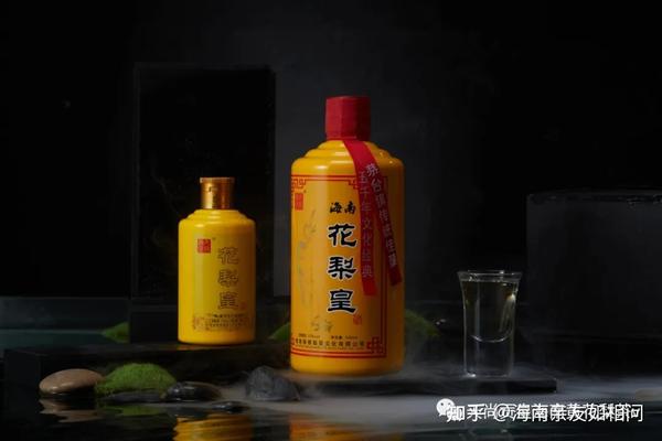 含独特"降香"的花梨皇茅台酱酒