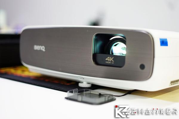 明基w2700:dci-p3 广色域 4k hdr 投影普及先驱者