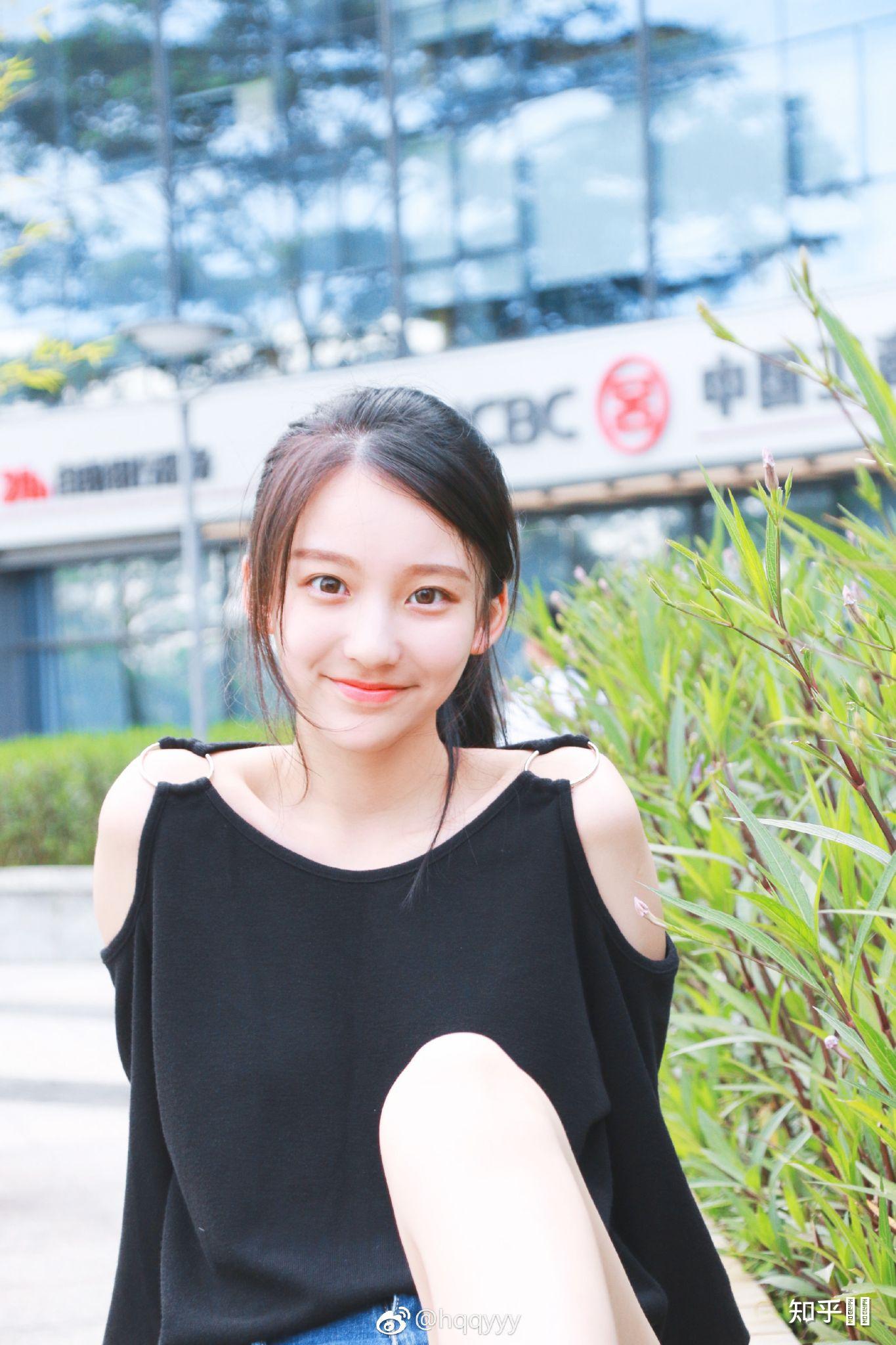 哪里有好看的小姐姐照片哇