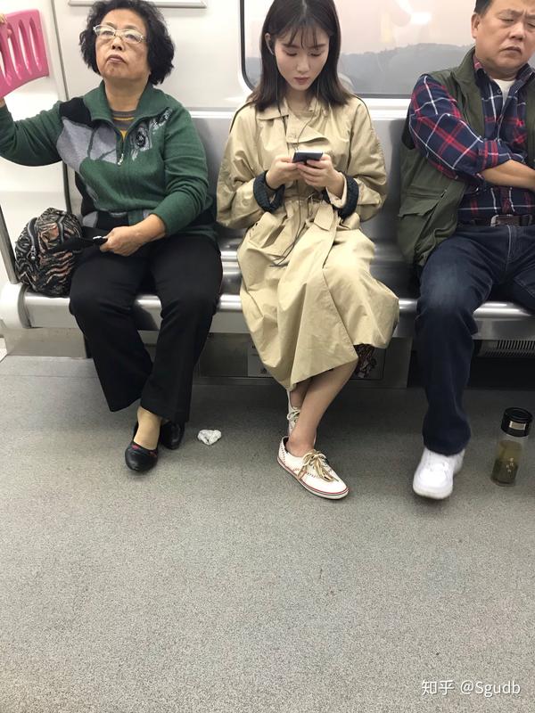 有哪些不知名的女生照片让你特别心动念念不忘珍藏至今,一直想知道她
