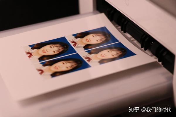 这样打出来的照片可以贴在日记里,贴在手账上,也可以贴在礼物上亦或者