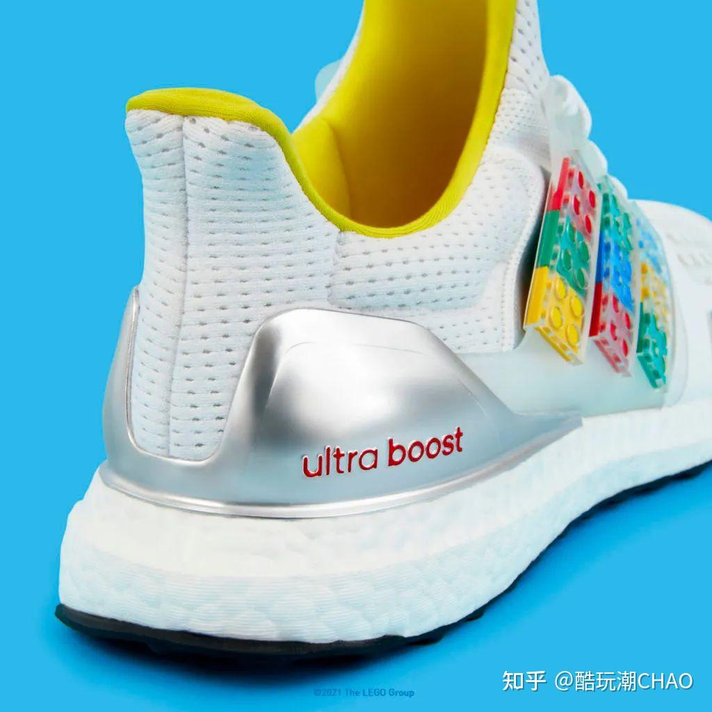 新款阿迪达斯乐高联名ultraboost成人运动鞋亮相