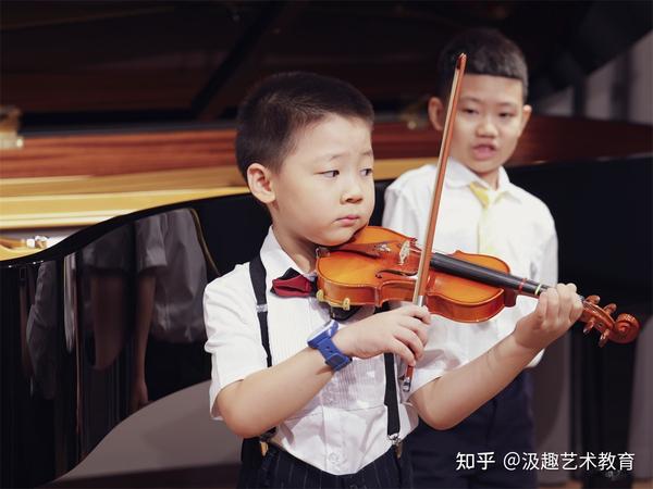 上海汲趣少儿音乐培训:想学小提琴,得先知道这几个"w"