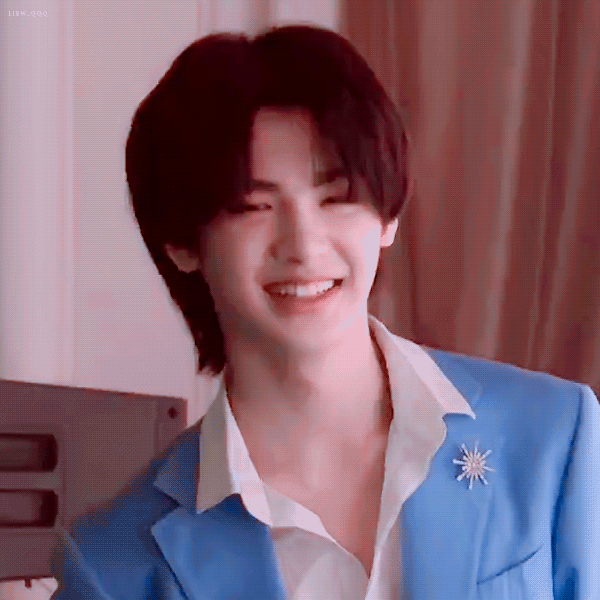 你是如何入坑justin黄明昊的(黑子勿扰)?