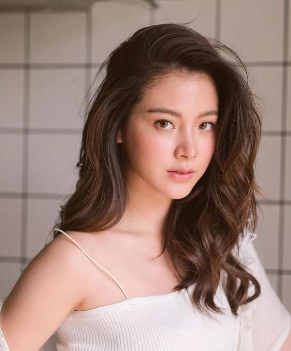 被称泰国初恋女神的小水时隔九年美到判若两人
