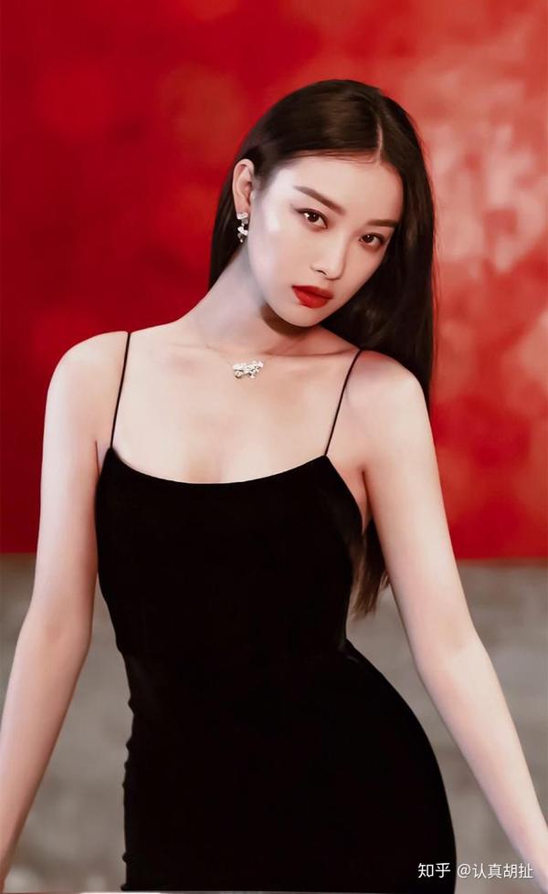 娱乐圈高冷女星大盘点,除了李沁,刘亦菲,最后一个应该