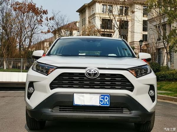 2020款rav4荣放都市版,钛晶灰提车分享