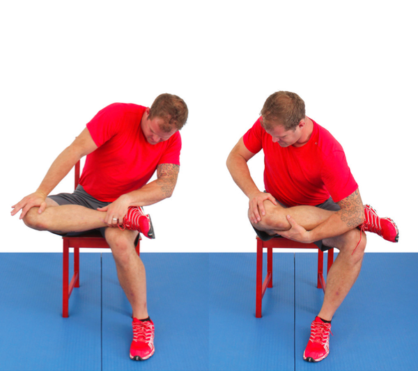 以髋关节为轴前倾上半身,保持背部平直,让髋部在此状态下负重.