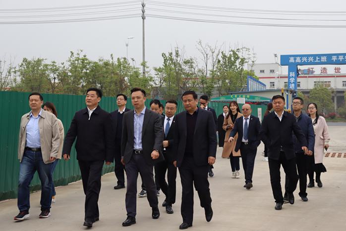 肥西县委书记金成俊一行莅临人民电器配套产业园北斗5g微波通信科技园