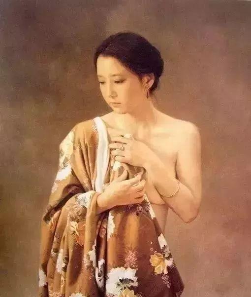 首发于知乎优质文案 森本草介作品 几十年如一日,这位美女