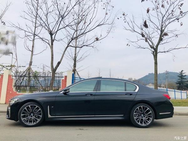 大男孩的大玩具,bmw740li领先宝石青 提车一周年详细分享!