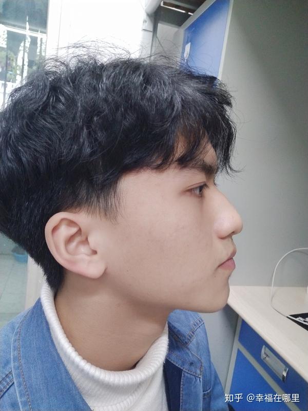正脸长得很惊艳(帅)而侧脸长得很挫是怎么样一种体验?