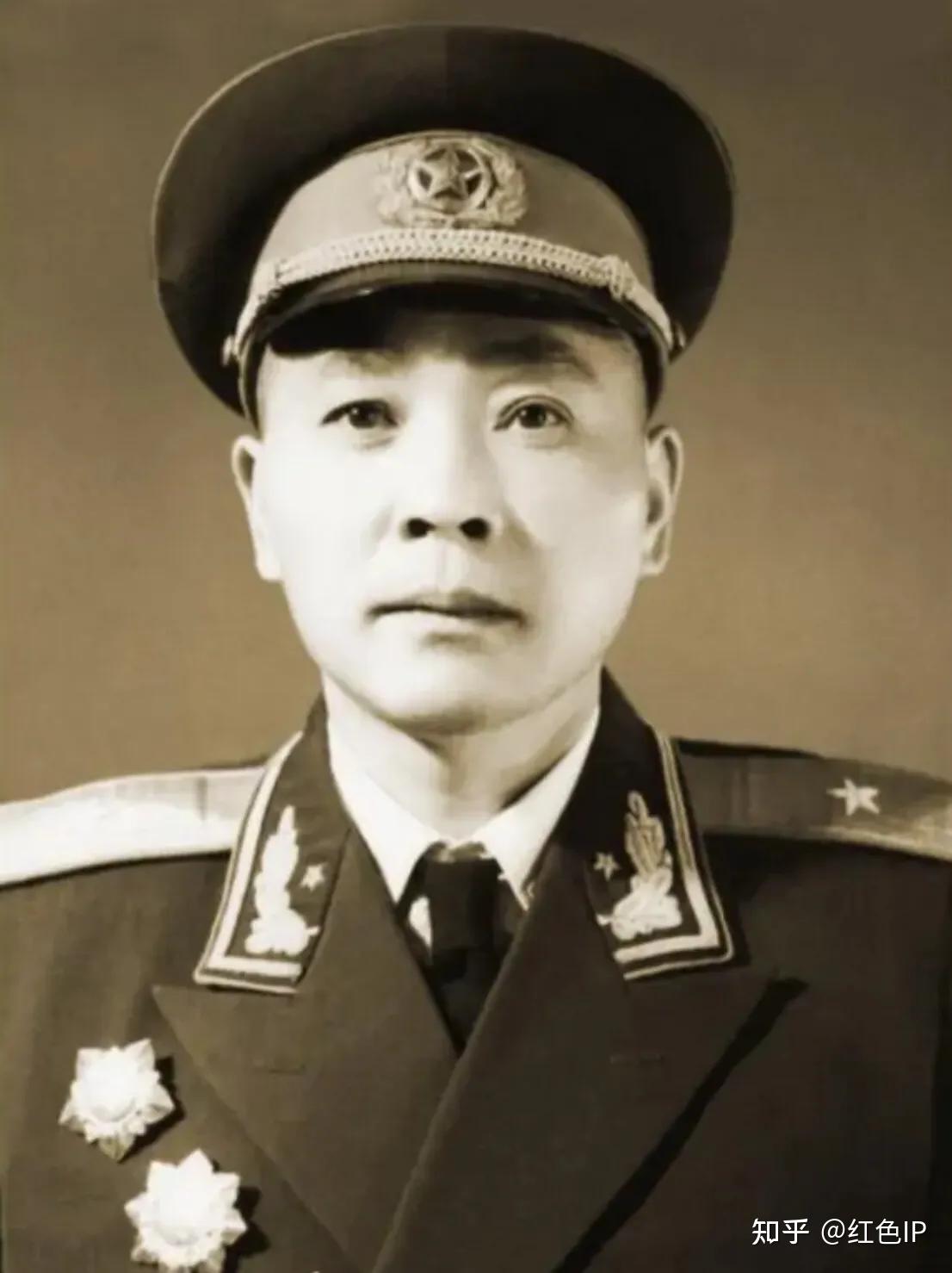 刘贤权刘贤权(1915年—1992年,江西吉安人.