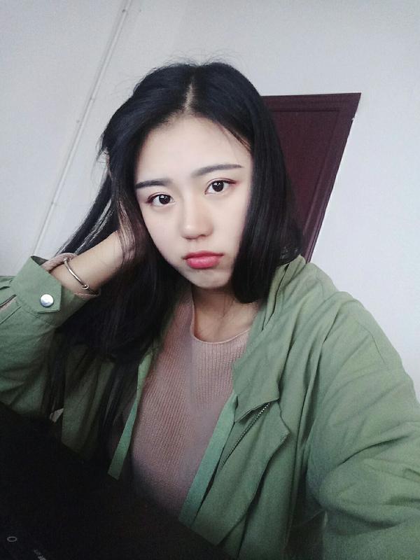 小姐姐能不能爆一爆十几岁时的照片,女大真的会十八变