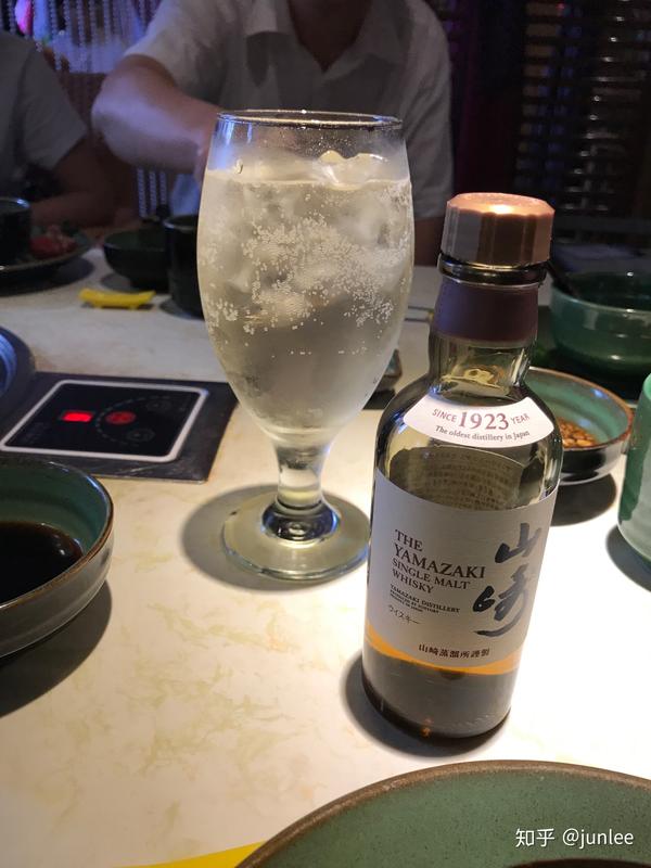 三得利旗下的威士忌品牌都适合做highball,只要不心疼酒的价格,做出来