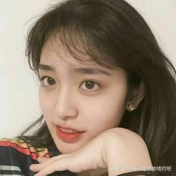 有哪些好看的女生照片适合做头像?