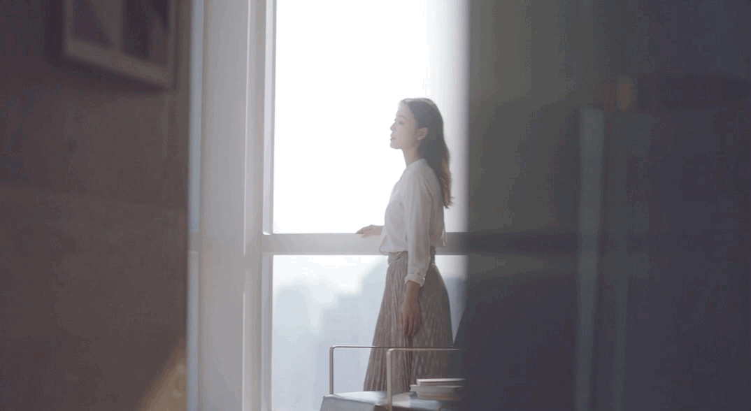 每次看到张静初,总能给人美到心动的感觉,每次曝光出来的状态也超级