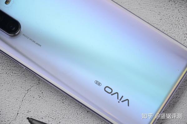 vivo x30 pro后盖近距离实拍.