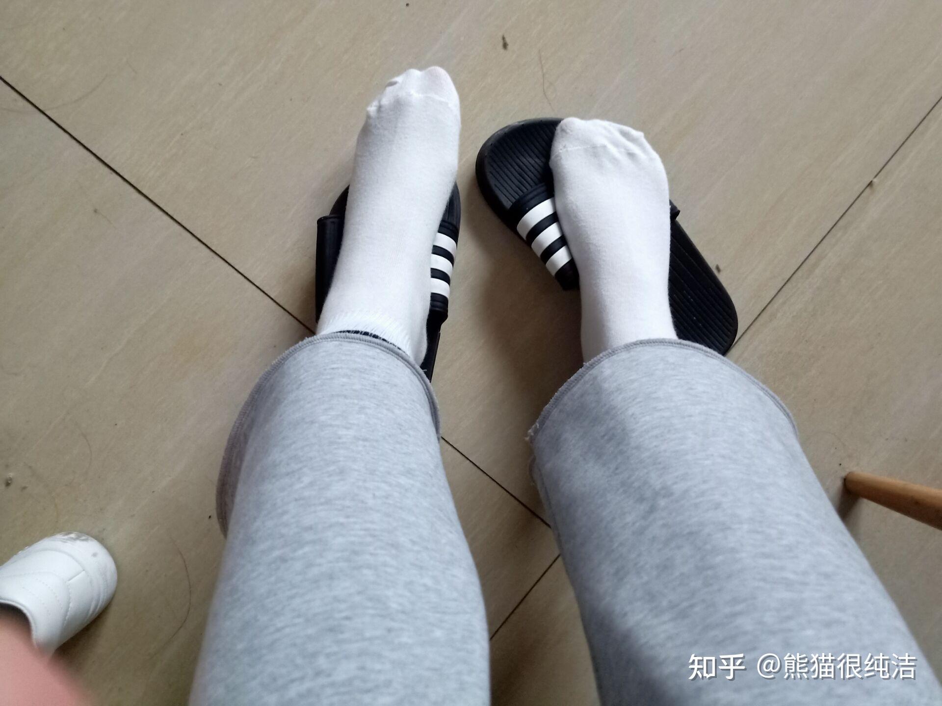 在家喜欢穿袜子正常吗