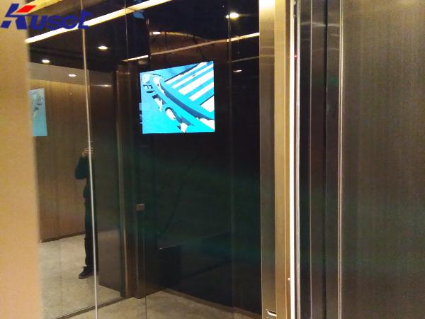 现代化高科技的产物电梯显示屏