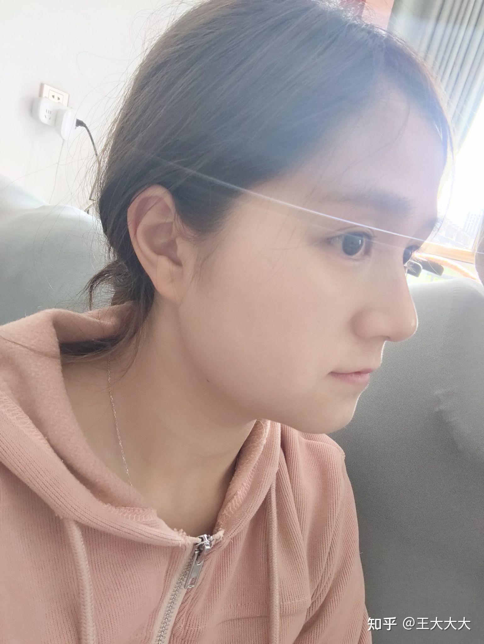 高鼻梁的女生是什么体验