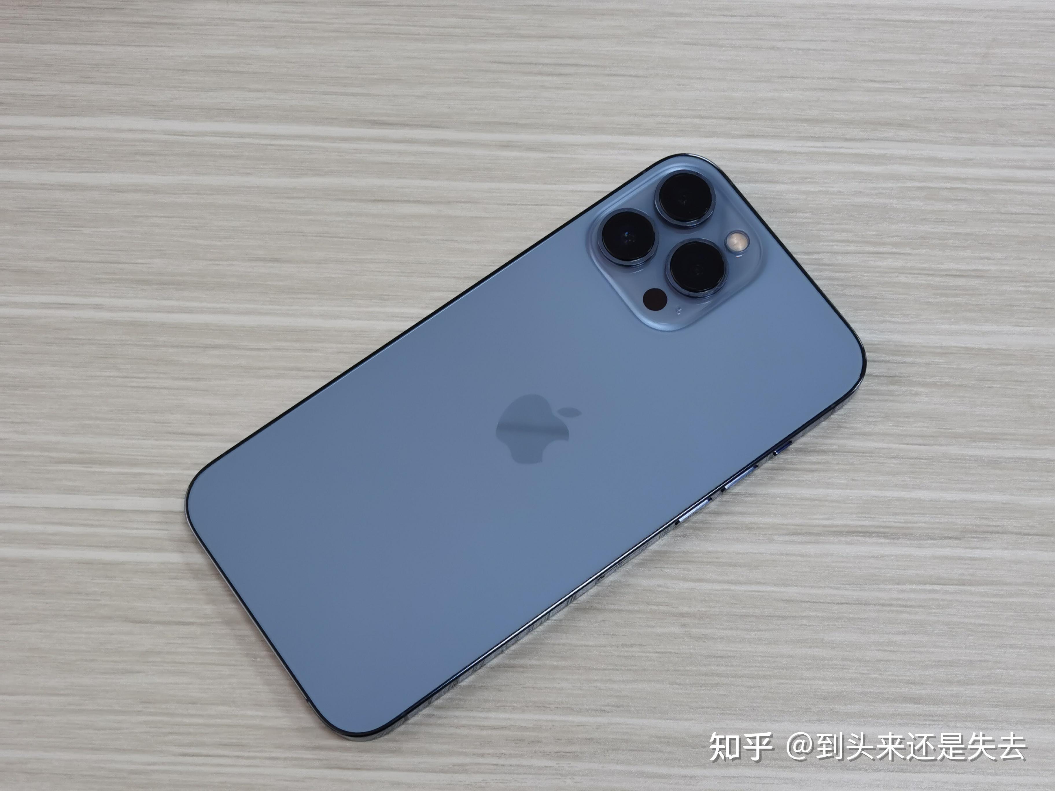 苹果13promax外观,苹果13promax喇叭 iphone13promax使用一周感受各方面都不错