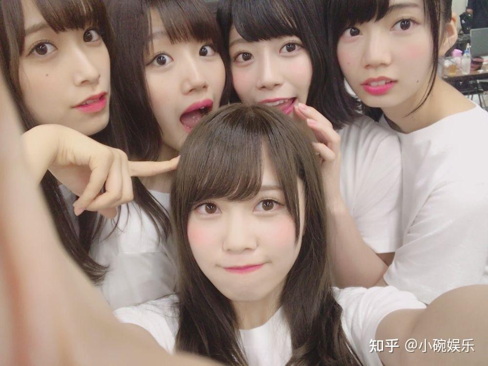 日向坂46是继乃木坂46和樱坂46之后,同属于坂道系列的爱豆组合,于