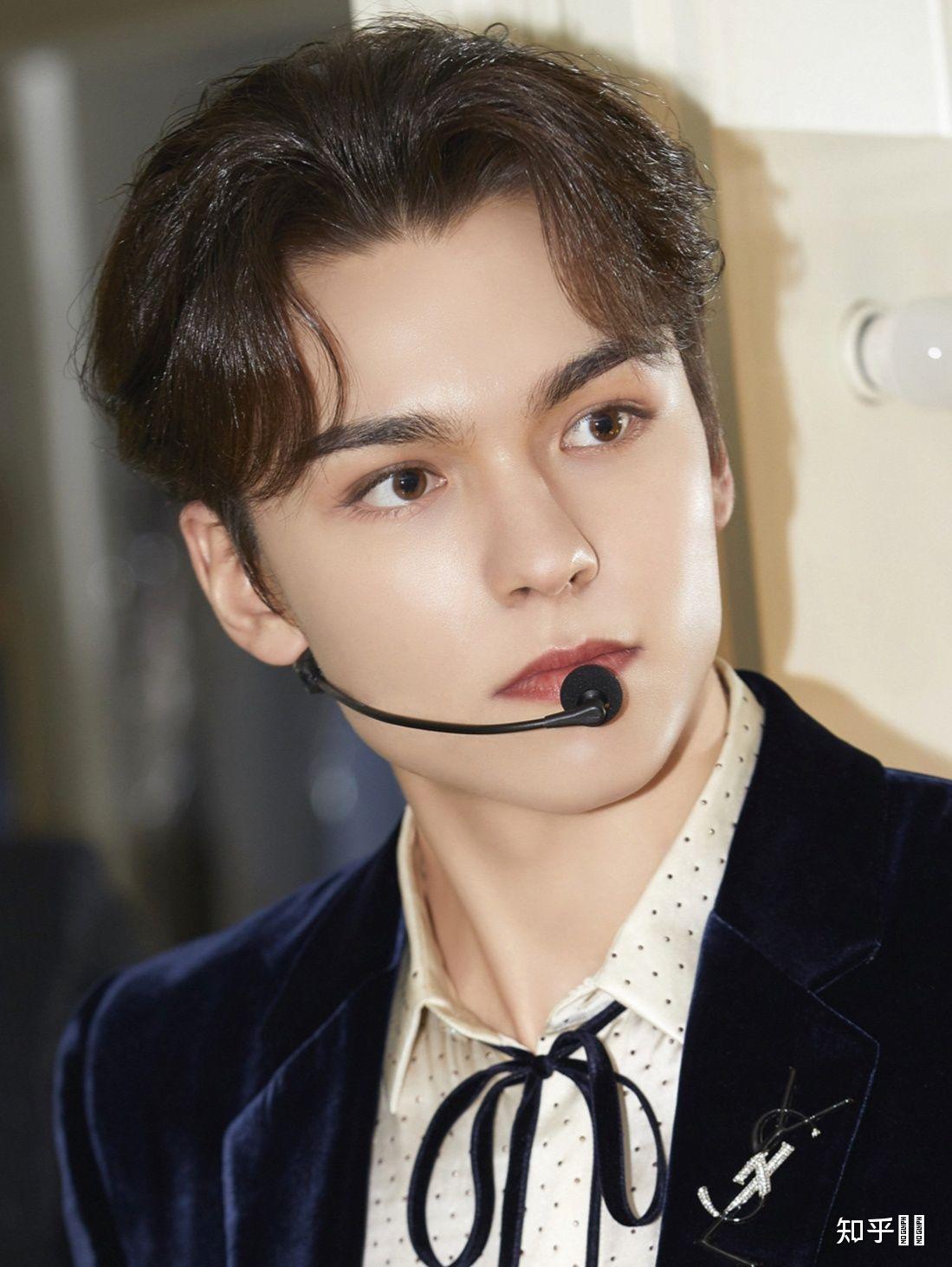 你认为的南韩四代男团的神颜有谁?
