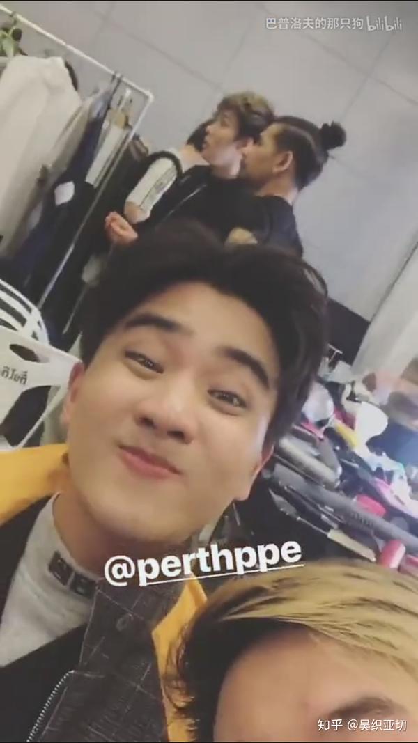 perthppe 新入坑,现躺平坑底 儿子头大,剧里超级man 剧外时萌时man