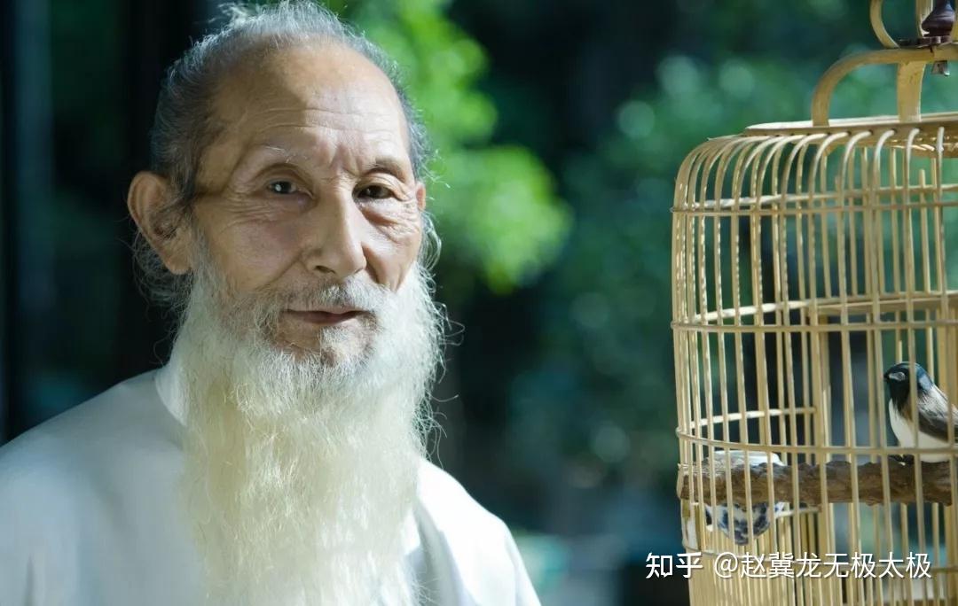 128岁长寿奇人不近女色不沾酒肉一生童子身晚年却