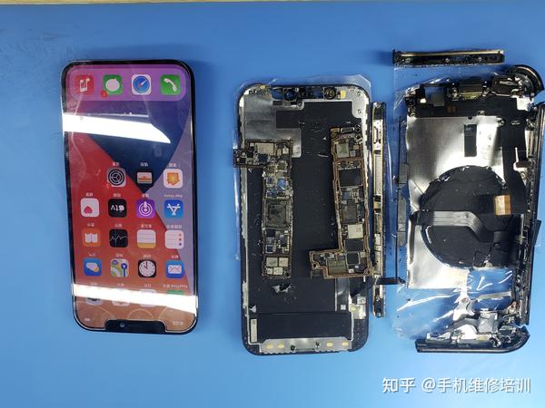 iphone12pro摔碎完美保住资料修复