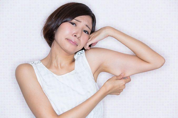 8个动作摆脱手臂赘肉女生如何减手臂怎么瘦手臂最快