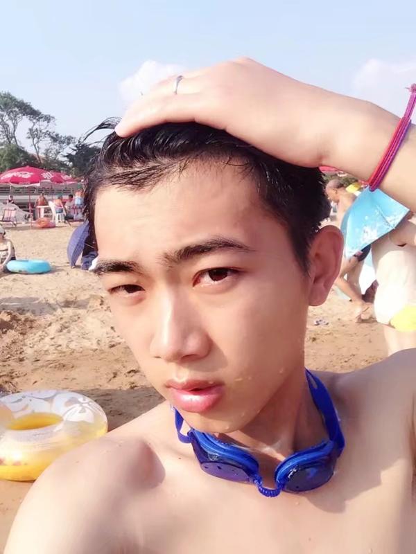 不好看的男生是如何变帅的?