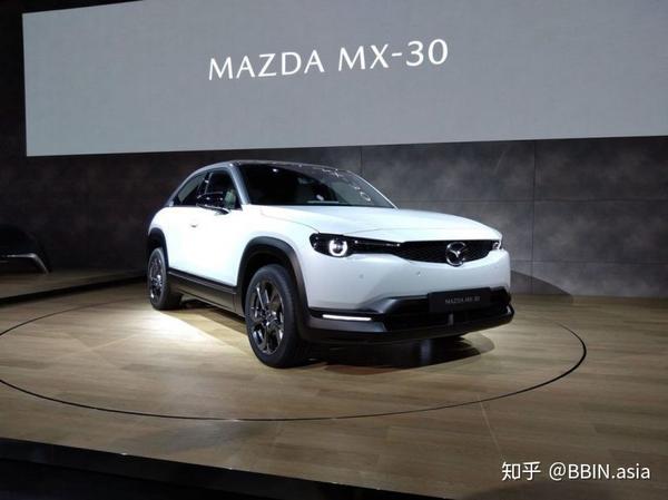 全新马自达 (mazda) mx-30为品牌首款纯电动车.