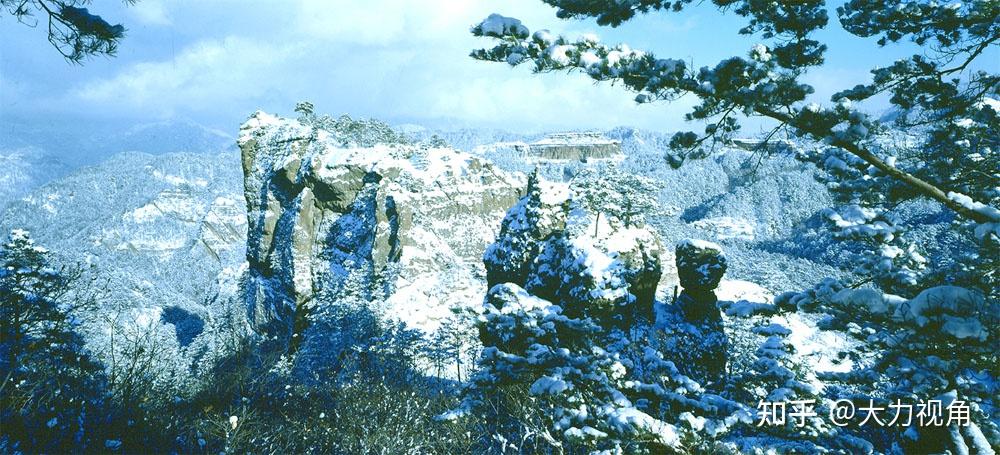 朝鲜七宝山雪景