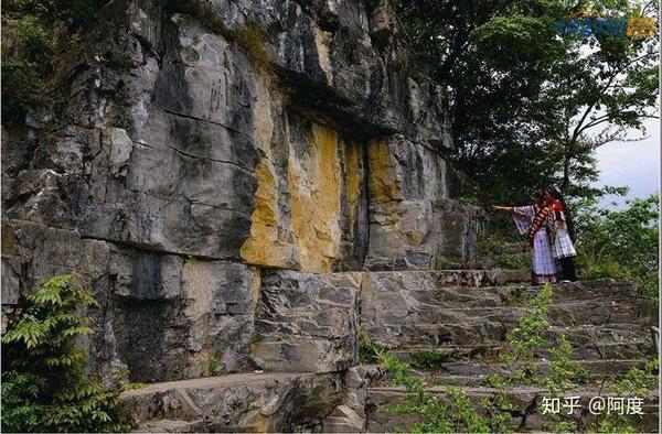 地址:威宁县石门乡荣和村,距威宁县城142公里,距滇北重镇昭通60