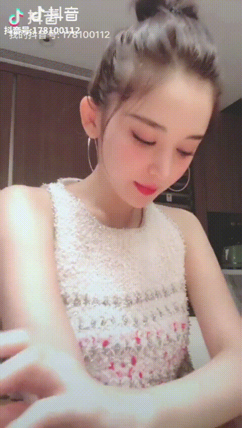 为什么最近多了这么多人说古力娜扎神颜?