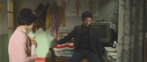 壁纸 剧照 视频截图 600_254 gif 动态图 动图