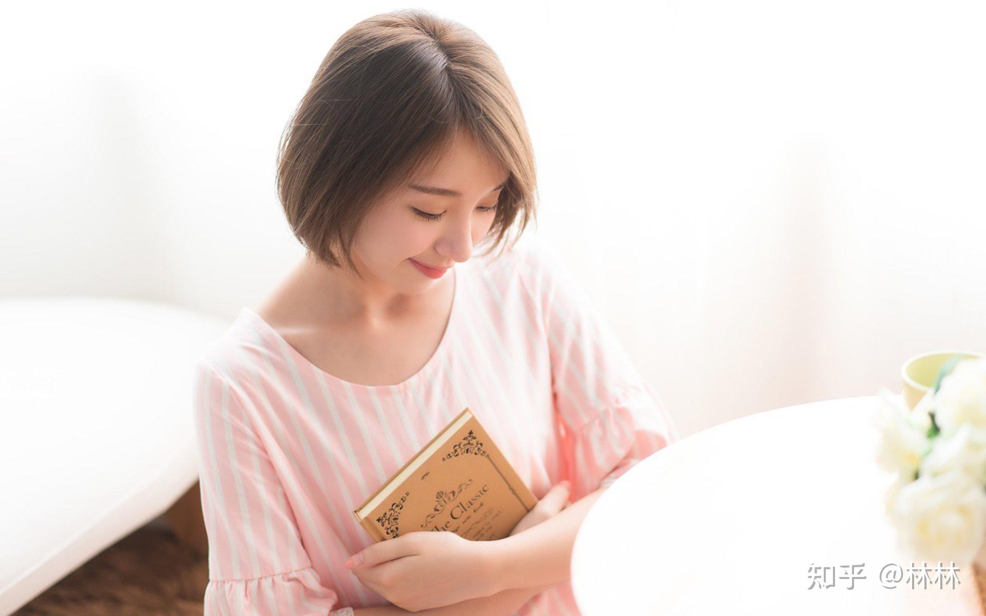 约会时抓住这3个好时机让女生主动献吻