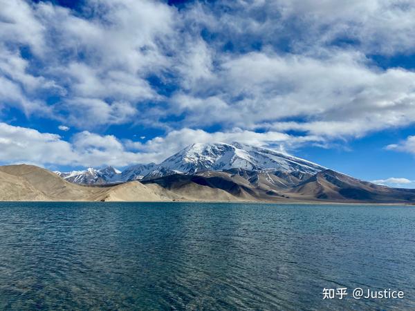 喀拉库勒湖 慕士塔格峰